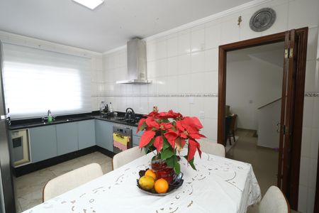 Casa para alugar com 127m², 2 quartos e 5 vagasCozinha