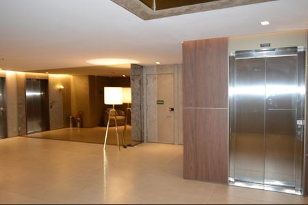 Apartamento à venda com 116m², 2 quartos e 2 vagasHall
