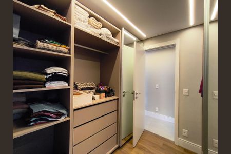 Apartamento à venda com 116m², 2 quartos e 2 vagasCloset da Suíte 2