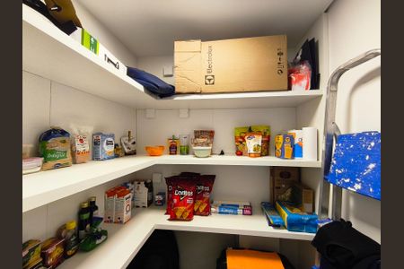 Apartamento à venda com 116m², 2 quartos e 2 vagasDespensa