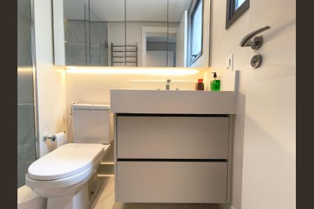 Apartamento à venda com 116m², 2 quartos e 2 vagasBanheiro da Suíte 1