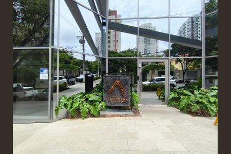 Apartamento à venda com 116m², 2 quartos e 2 vagasFachada + Plaquinha