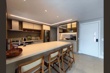 Apartamento à venda com 116m², 2 quartos e 2 vagasCozinha