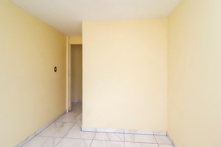 Quarto 2 de apartamento para alugar com 2 quartos, 49m² em Conjunto Residencial José Bonifácio, São Paulo