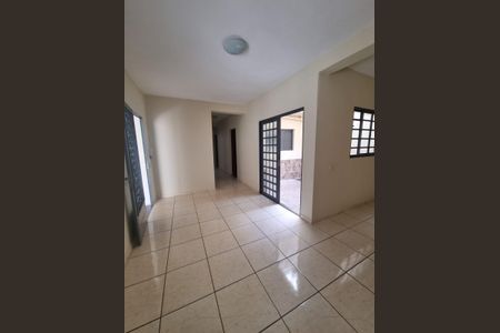 Sala de casa para alugar com 3 quartos, 300m² em Jardim Pacaembu, Campinas