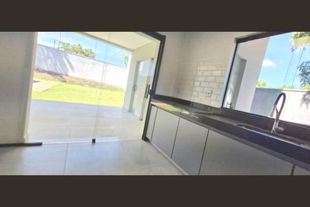 Casa à venda com 500m², 3 quartos e 4 vagas