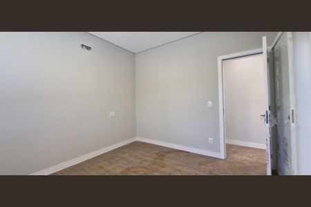 Casa de condomínio à venda com 1000m², 5 quartos e 8 vagas