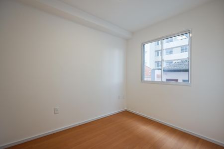 Quarto 1 de apartamento para alugar com 2 quartos, 30m² em Jardim Monte Kemel, São Paulo