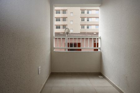 Apartamento para alugar com 30m², 2 quartos e sem vaga Apartamento para alugar com 30m², 2 quartos e sem vagaVaranda da Sala