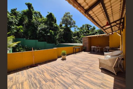 Casa de condomínio para alugar com 400m², 3 quartos e 3 vagasVaranda suíte 1