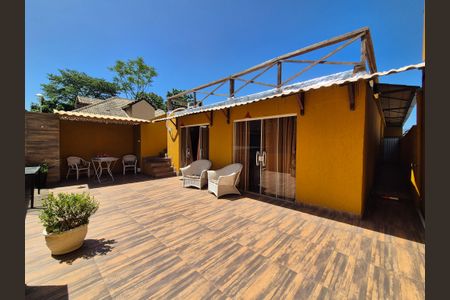 Casa de condomínio para alugar com 400m², 3 quartos e 3 vagasVaranda suíte 1