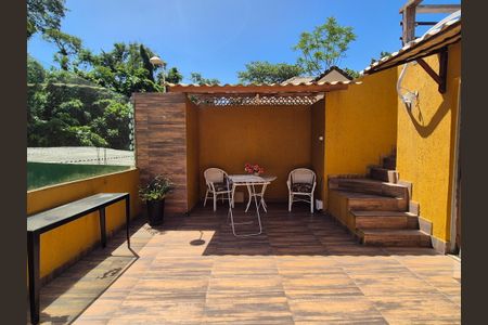 Casa de condomínio para alugar com 400m², 3 quartos e 3 vagasVaranda suíte 1