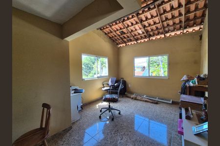 Casa de condomínio para alugar com 400m², 3 quartos e 3 vagasEscritório 