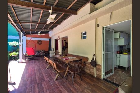 Casa de condomínio para alugar com 400m², 3 quartos e 3 vagasVaranda gourmet 