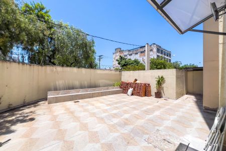 Apartamento para alugar com 155m², 3 quartos e 1 vagaQuintal