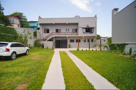 Casa à venda com 600m², 2 quartos e 1 vagaEntrada