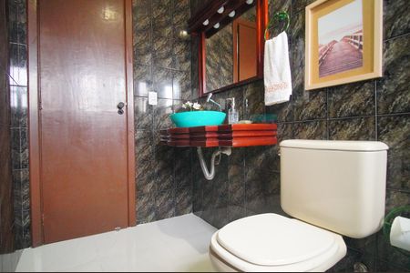 Casa à venda com 600m², 2 quartos e 1 vagaBanheiro 1