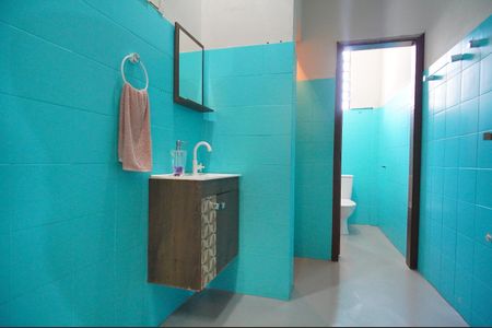 Casa à venda com 600m², 2 quartos e 1 vagaBanheiro 3