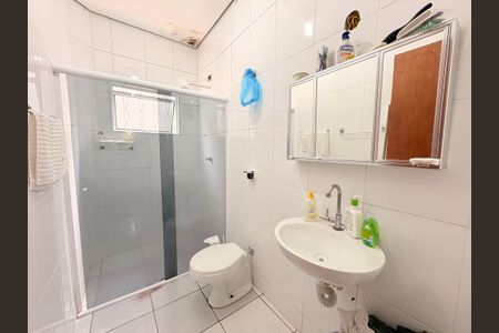 Casa à venda com 100m², 2 quartos e 1 vagaBanheiro Social