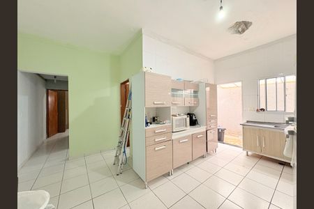 Casa à venda com 100m², 2 quartos e 1 vagaCozinha