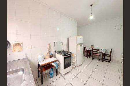 Casa à venda com 100m², 2 quartos e 1 vagaCozinha