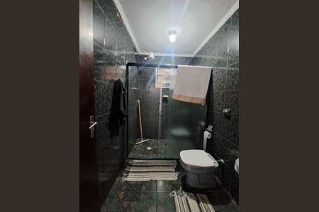 Casa à venda com 157m², 4 quartos e 3 vagasBanheiro 1