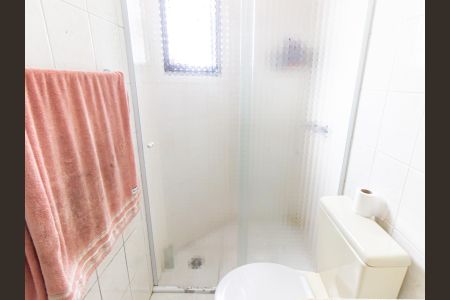 Apartamento à venda com 75m², 3 quartos e 2 vagas Apartamento à venda com 75m², 3 quartos e 2 vagasBanheiro da Suíte