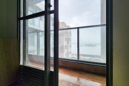 Varanda  de apartamento para alugar com 2 quartos, 43m² em Santo Cristo, Rio de Janeiro