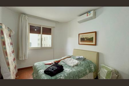 Apartamento para alugar com 165m², 3 quartos e 2 vagas Apartamento para alugar com 165m², 3 quartos e 2 vagasQuarto