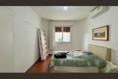 Apartamento para alugar com 165m², 3 quartos e 2 vagas Apartamento para alugar com 165m², 3 quartos e 2 vagasQuarto