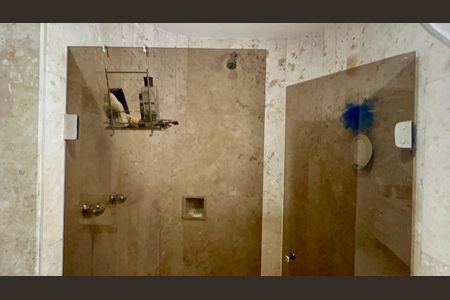 Apartamento para alugar com 165m², 3 quartos e 2 vagas Apartamento para alugar com 165m², 3 quartos e 2 vagasBanheiro da Suíte