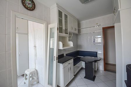 Apartamento para alugar com 89m², 3 quartos e 2 vagasCozinha