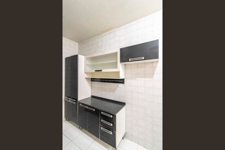 Apartamento à venda com 60m², 2 quartos e sem vaga Apartamento à venda com 60m², 2 quartos e sem vagaCozinha - Armários