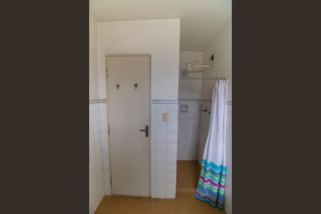 Apartamento à venda com 75m², 2 quartos e 1 vaga Apartamento à venda com 75m², 2 quartos e 1 vagaBanheiro