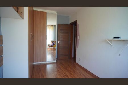 Apartamento à venda com 2 quartos, 75m² em Vila Nova, Porto Alegre