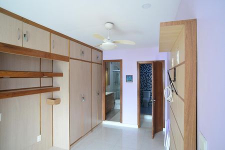 Apartamento para alugar com 67m², 2 quartos e 1 vagaSuíte