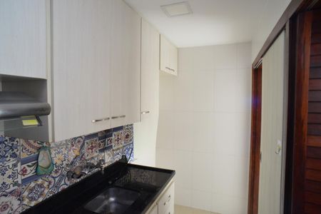 Apartamento para alugar com 67m², 2 quartos e 1 vagaCozinha