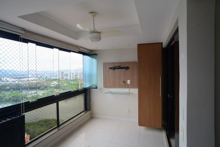 Varanda de apartamento para alugar com 2 quartos, 67m² em Barra da Tijuca, Rio de Janeiro