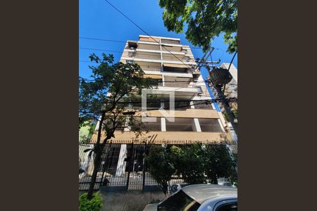 Apartamento à venda com 72m², 2 quartos e 1 vaga Apartamento à venda com 72m², 2 quartos e 1 vagaFachada