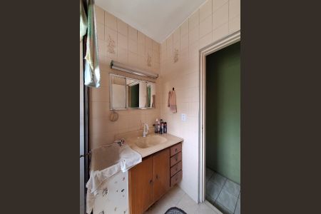 Casa à venda com 163m², 5 quartos e 3 vagasBanheiro