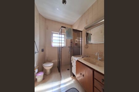 Casa à venda com 163m², 5 quartos e 3 vagasBanheiro