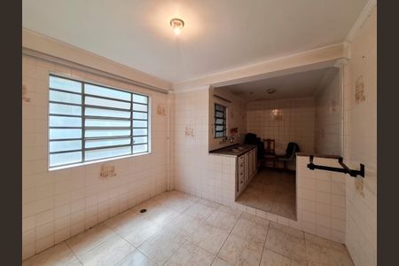 Casa à venda com 163m², 5 quartos e 3 vagasCozinha 2