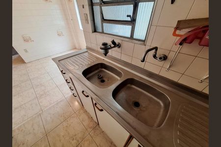 Casa à venda com 163m², 5 quartos e 3 vagasCozinha 2