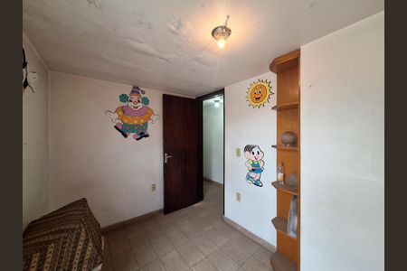 Casa à venda com 163m², 5 quartos e 3 vagasQuarto 4