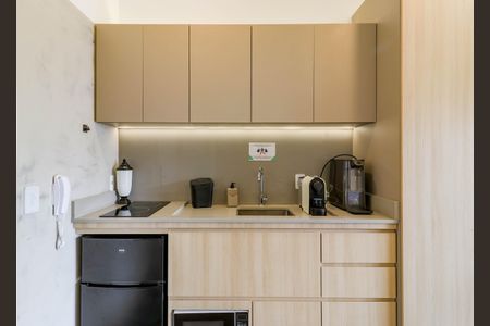 Studio à venda com 28m², 1 quarto e sem vaga Studio à venda com 28m², 1 quarto e sem vagaCozinha