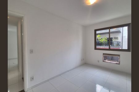 Apartamento à venda com 80m², 3 quartos e 2 vagasSuíte 
