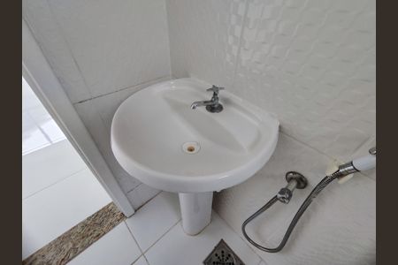 Apartamento à venda com 80m², 2 quartos e 2 vagasBanheiro da Suíte