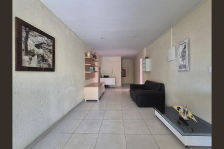 Apartamento à venda com 80m², 3 quartos e 2 vagasHall de Entrada 