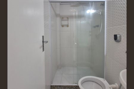 Apartamento à venda com 80m², 3 quartos e 2 vagasBanheiro 