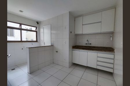 Apartamento à venda com 80m², 2 quartos e 2 vagasCozinha